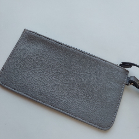 NWOT Nine West Gray Wristlet - Picture 10 of 17